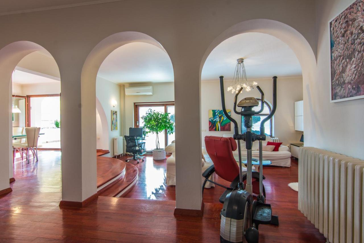 Apartments "Villa Antisin" With Heated Pool ザダル エクステリア 写真